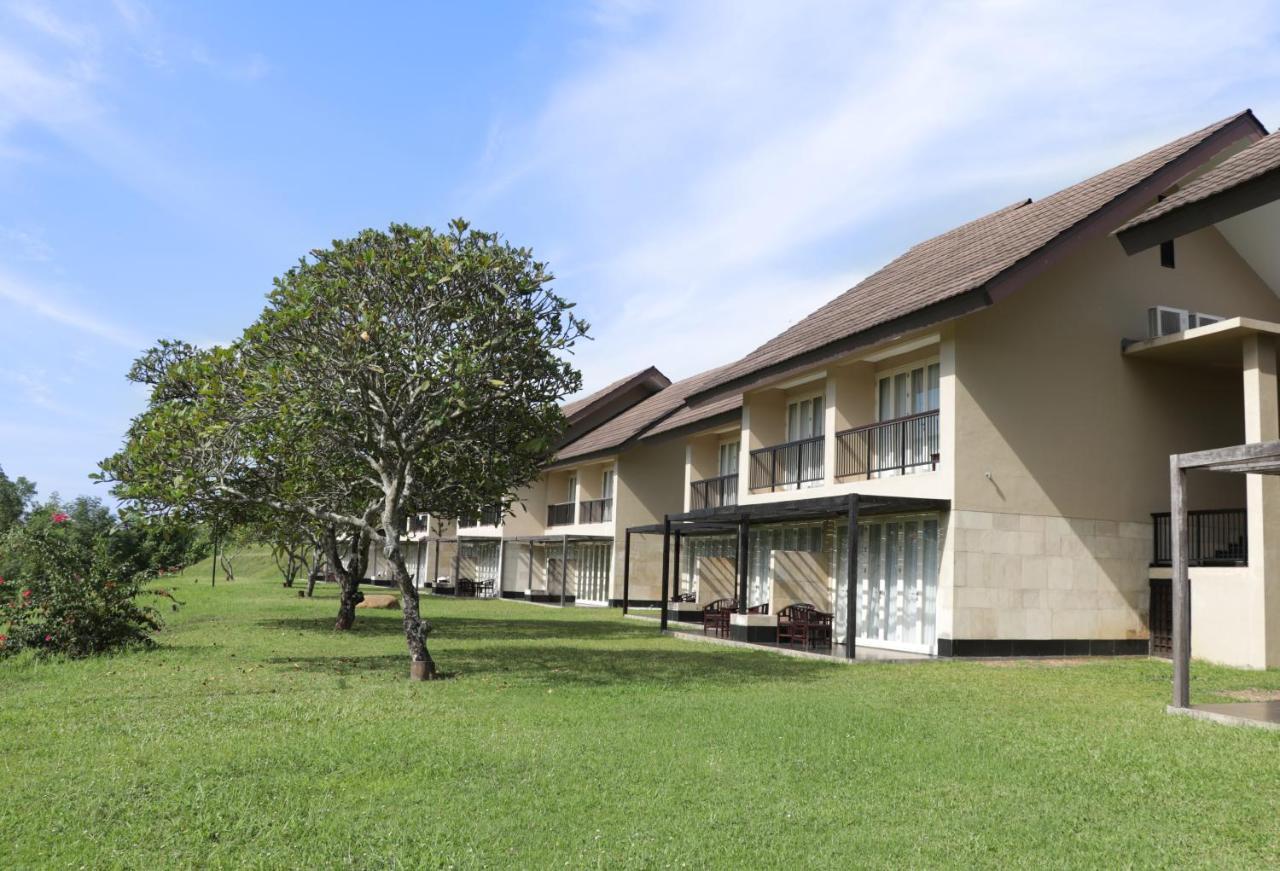 Grand Luley Manado Hotel Kültér fotó
