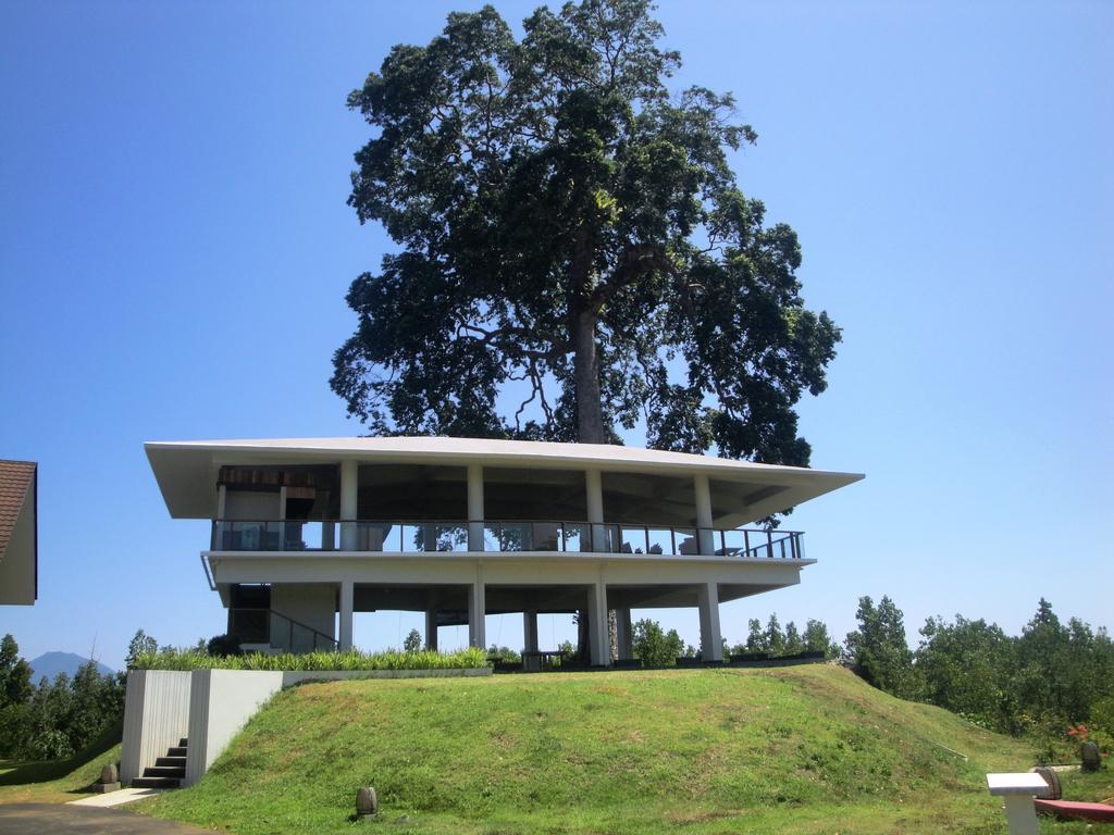 Grand Luley Manado Hotel Kültér fotó